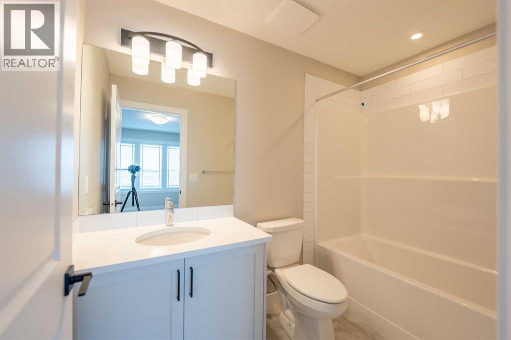 Photo 23 of 419 Hotchkiss Manor, Calgary AB