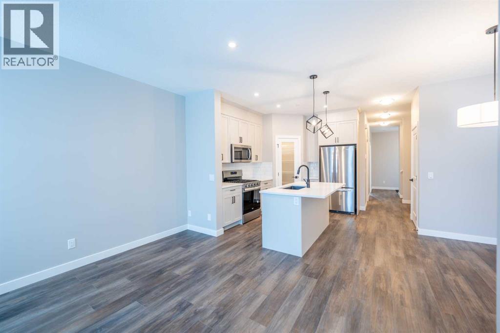 Photo 7 of 419 Hotchkiss Manor, Calgary AB