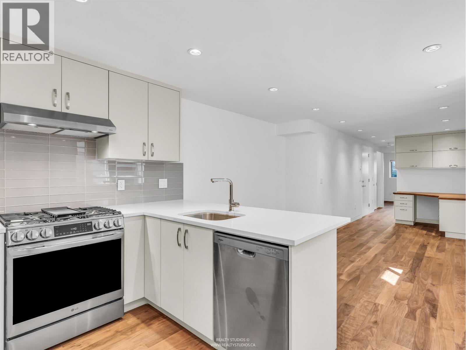 Photo 27 of 534 E 29th Avenue, Vancouver BC