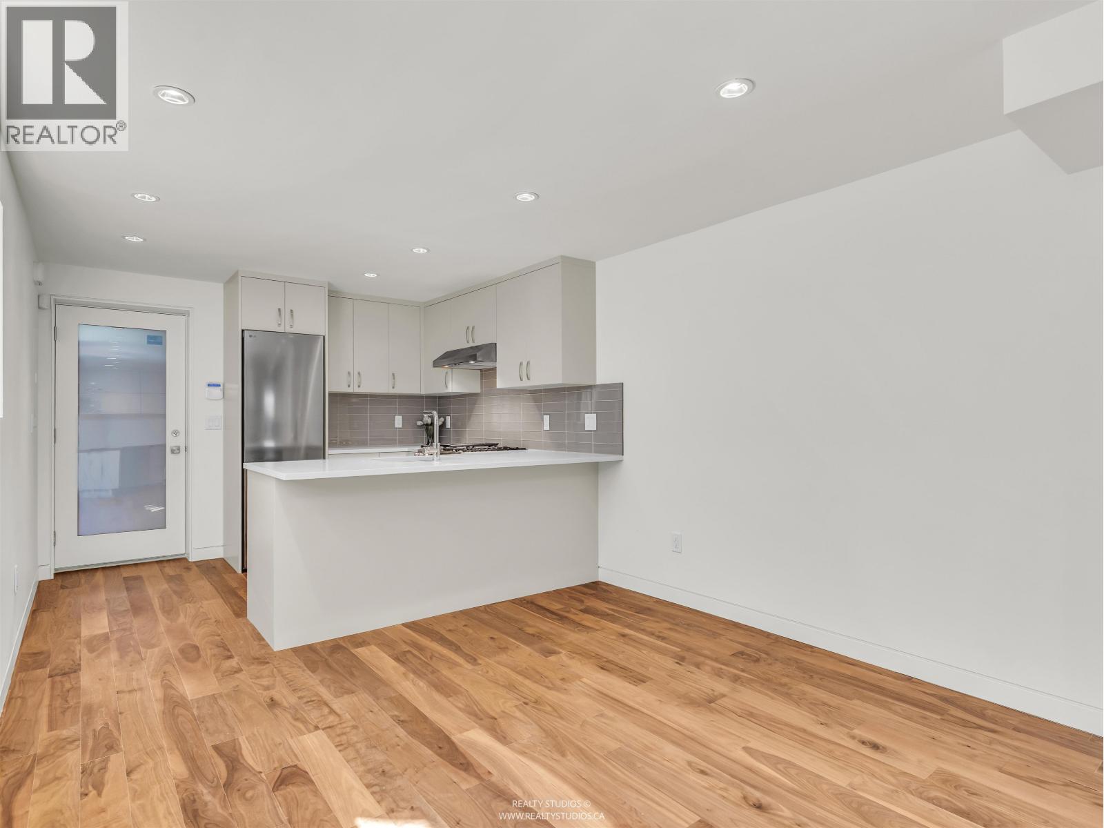 Photo 28 of 534 E 29th Avenue, Vancouver BC