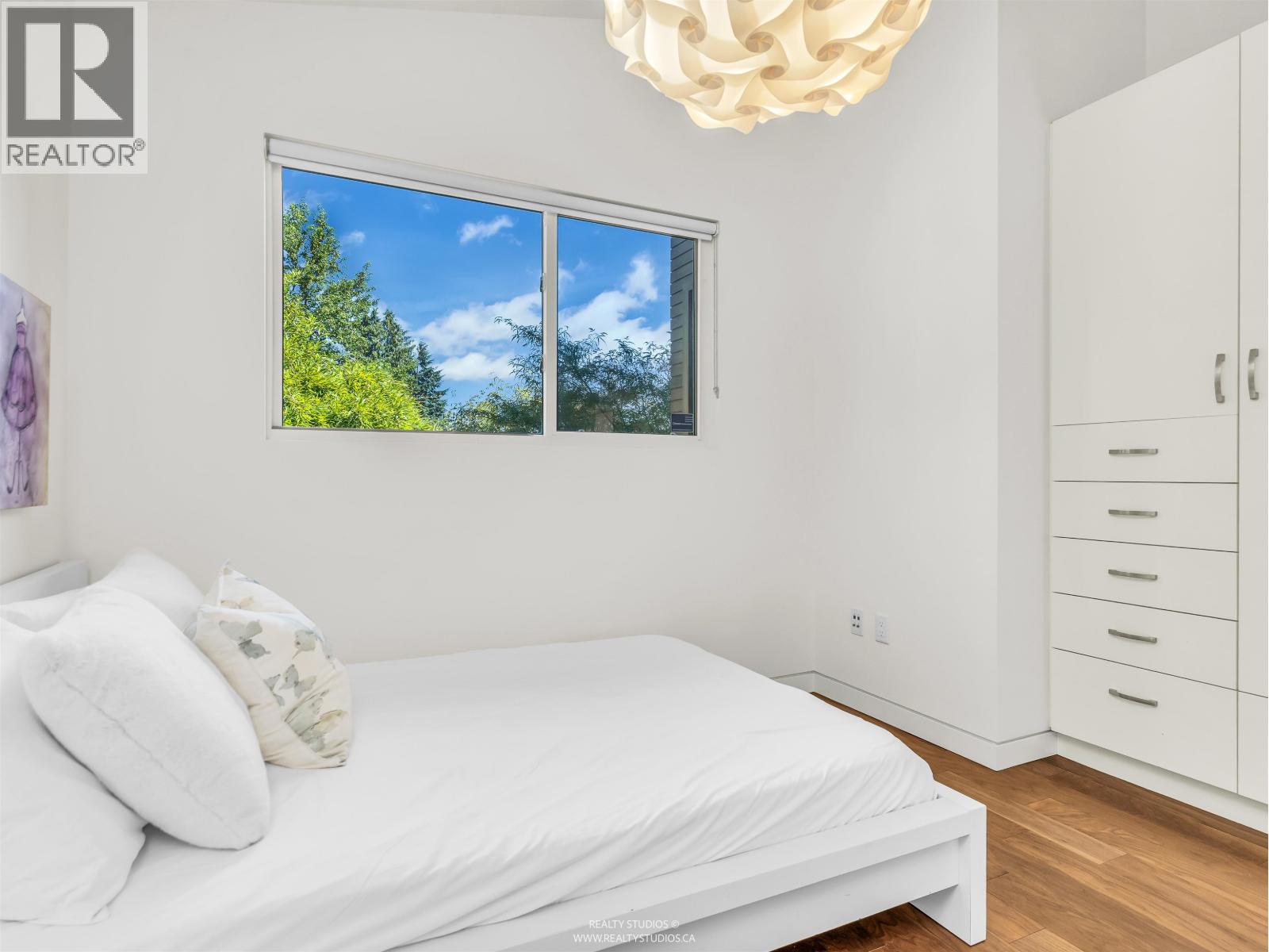 Photo 18 of 534 E 29th Avenue, Vancouver BC