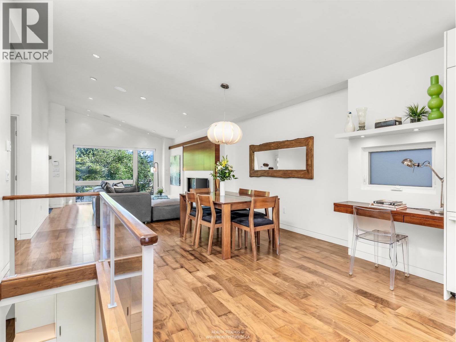 Photo 7 of 534 E 29th Avenue, Vancouver BC