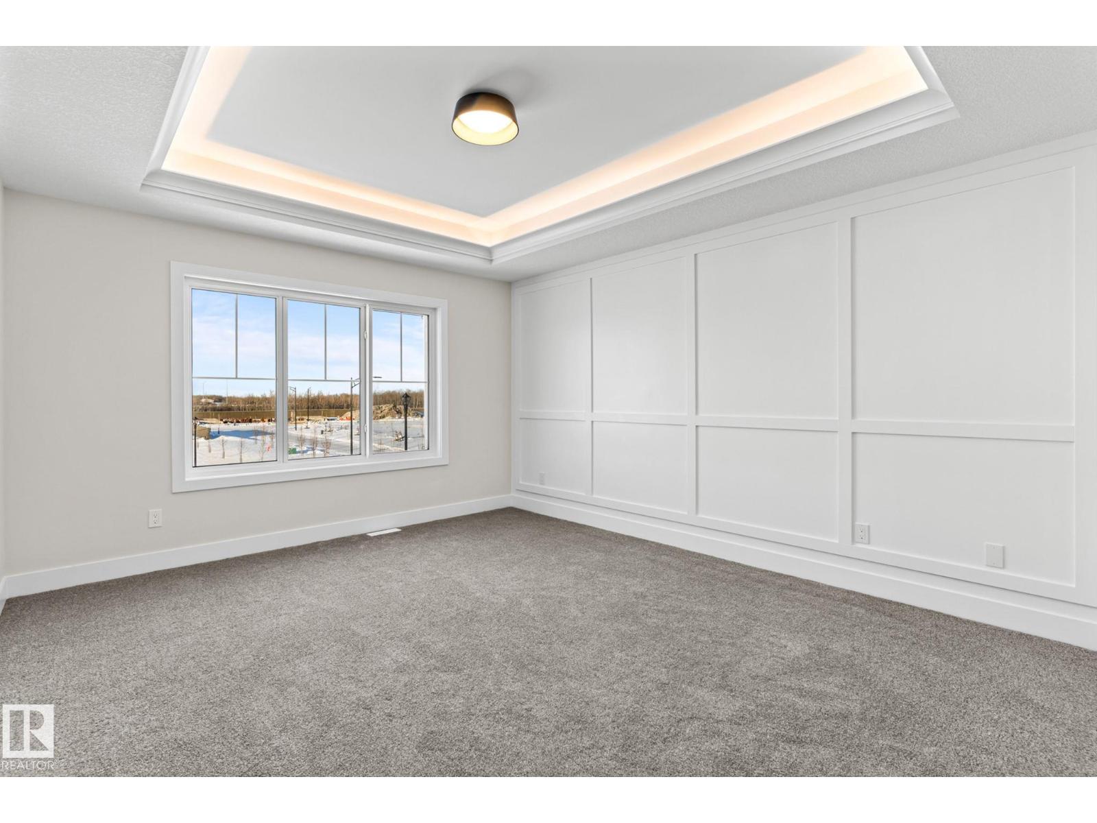 Photo 16 of 8512 181 Av Nw, Edmonton AB