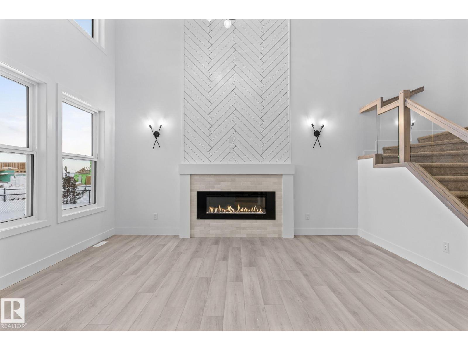 Photo 26 of 8512 181 Av Nw, Edmonton AB
