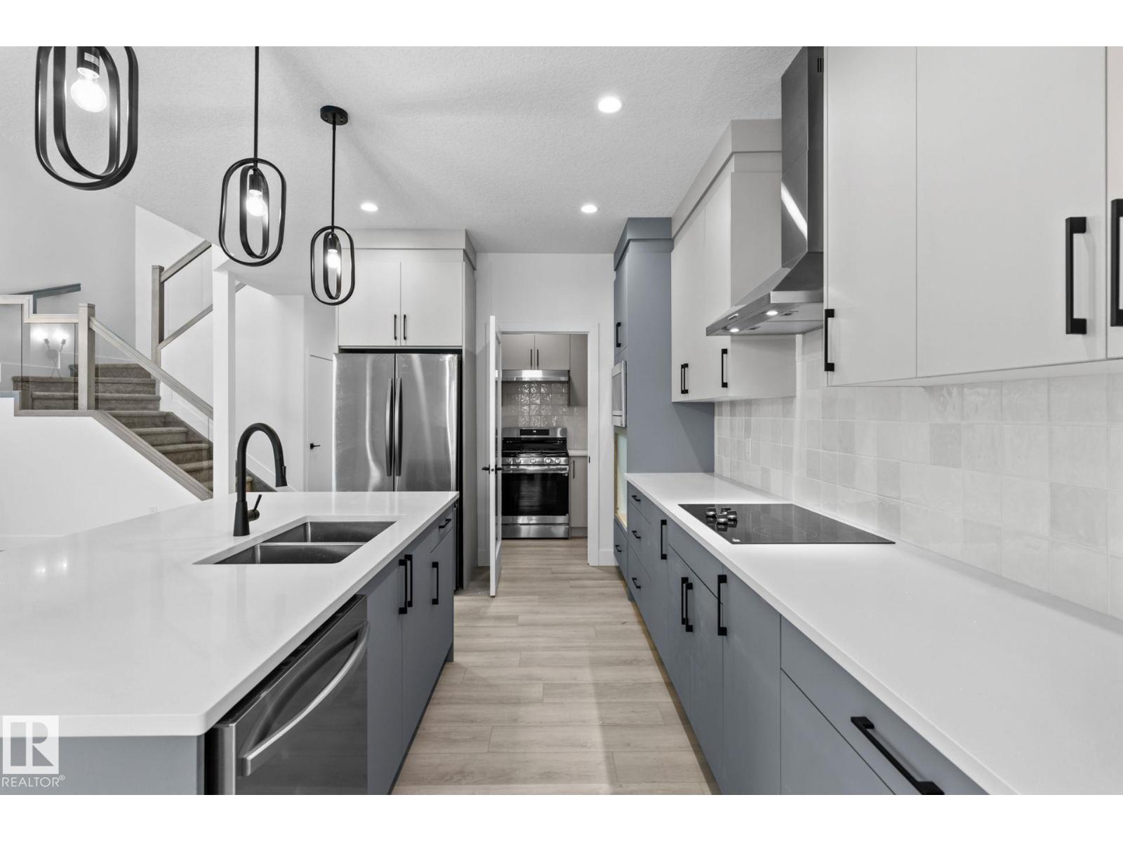 Photo 27 of 8512 181 Av Nw, Edmonton AB
