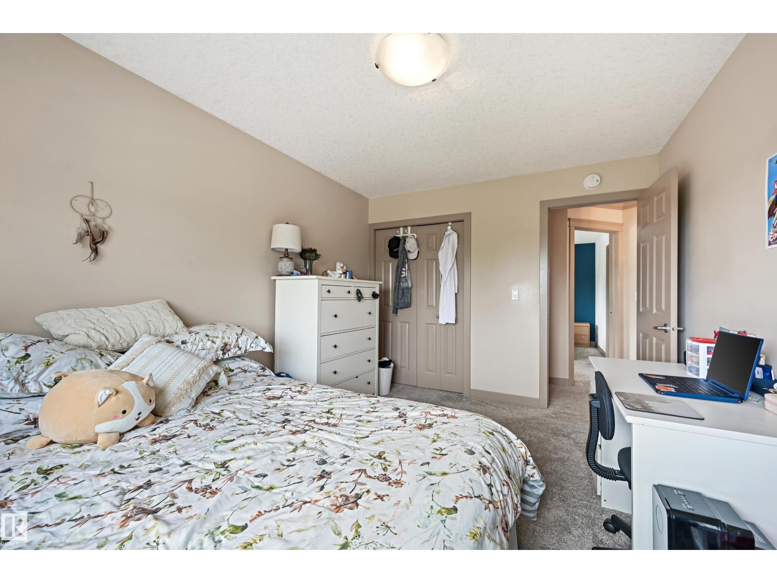 Photo 28 of 2 Kingsdale Cr, St Albert AB