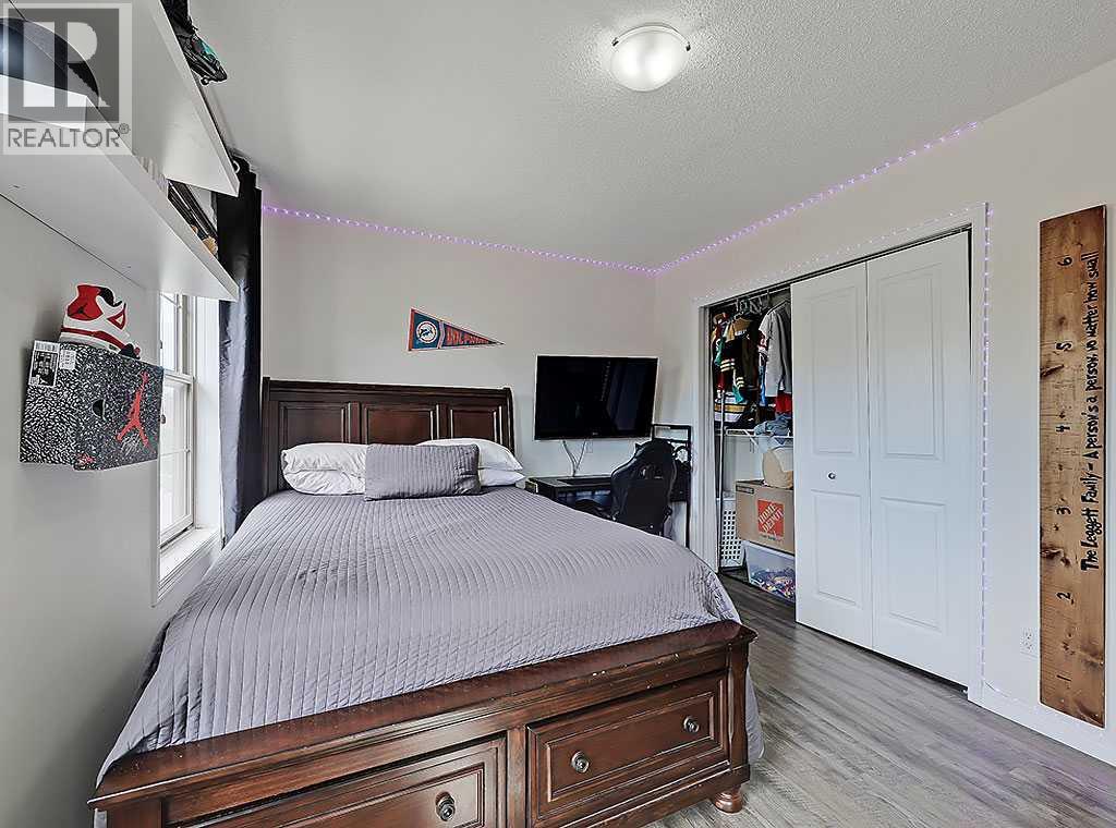 Single Family House for Sale in  Elgin Rise SE McKenzie Towne Calgary 