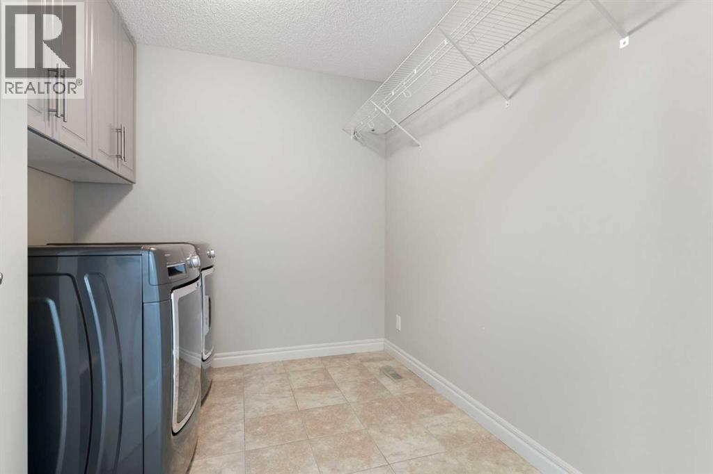 Photo 23 of 64 Sage Berry Road Nw, Calgary AB