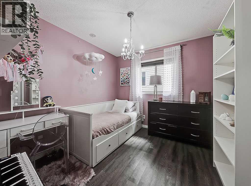 Single Family House for Sale in  Elgin Rise SE McKenzie Towne Calgary 