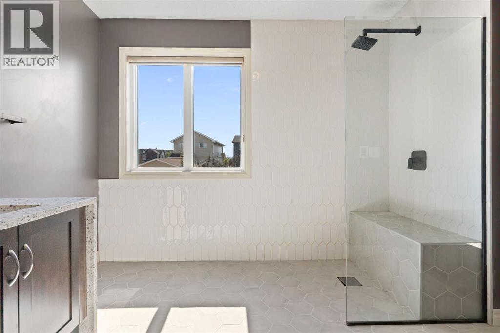 Photo 19 of 64 Sage Berry Road Nw, Calgary AB