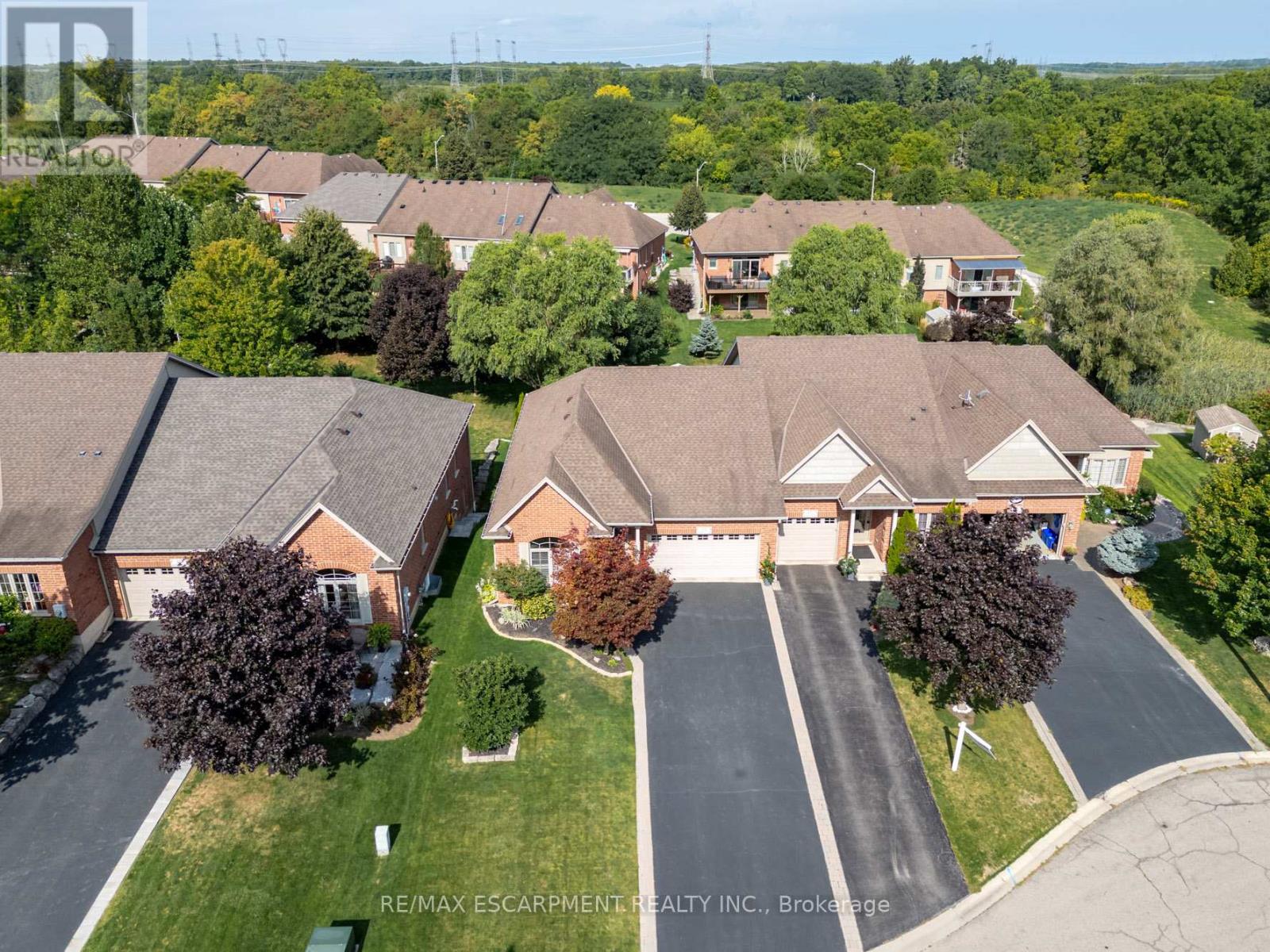 Photo 1 of 13 Iron Bridge Court, Haldimand ON