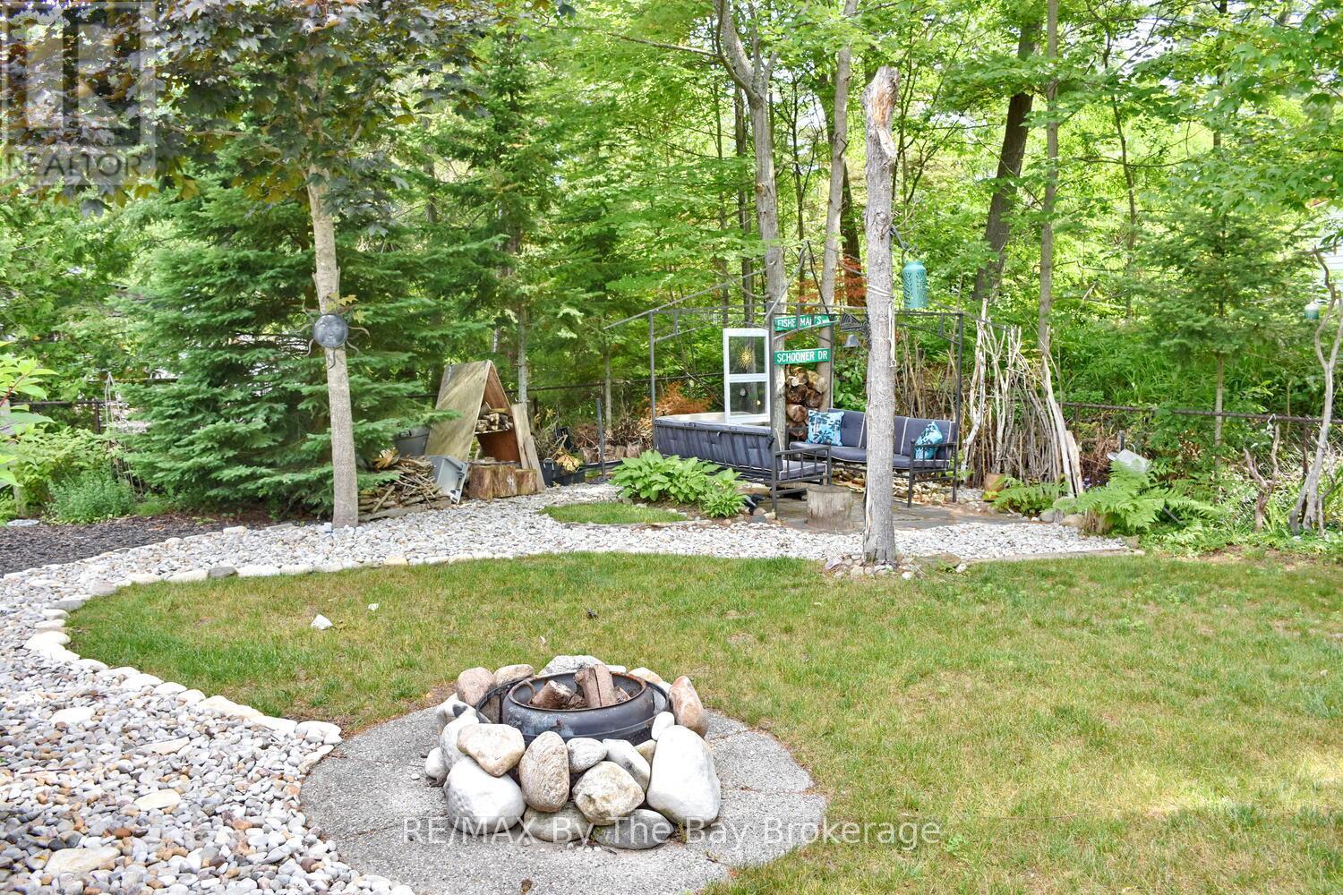 Photo 41 of 1327 River Road E, Wasaga Beach ON