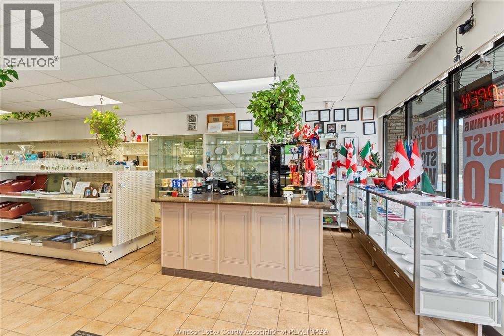 Photo 7 of 871 Erie Street, Windsor ON