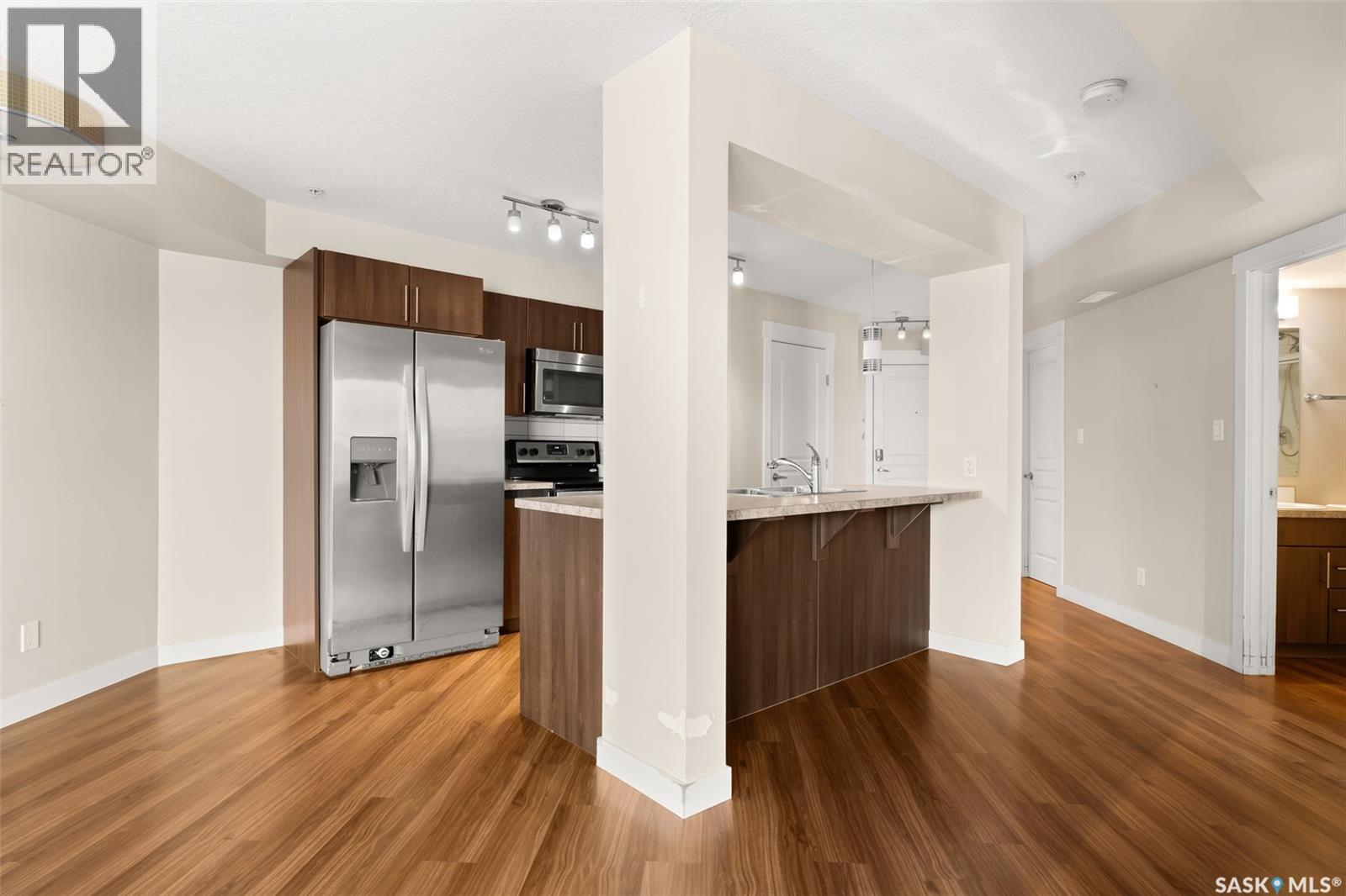 Photo 11 of 411 5301 Universal Crescent, Regina SK