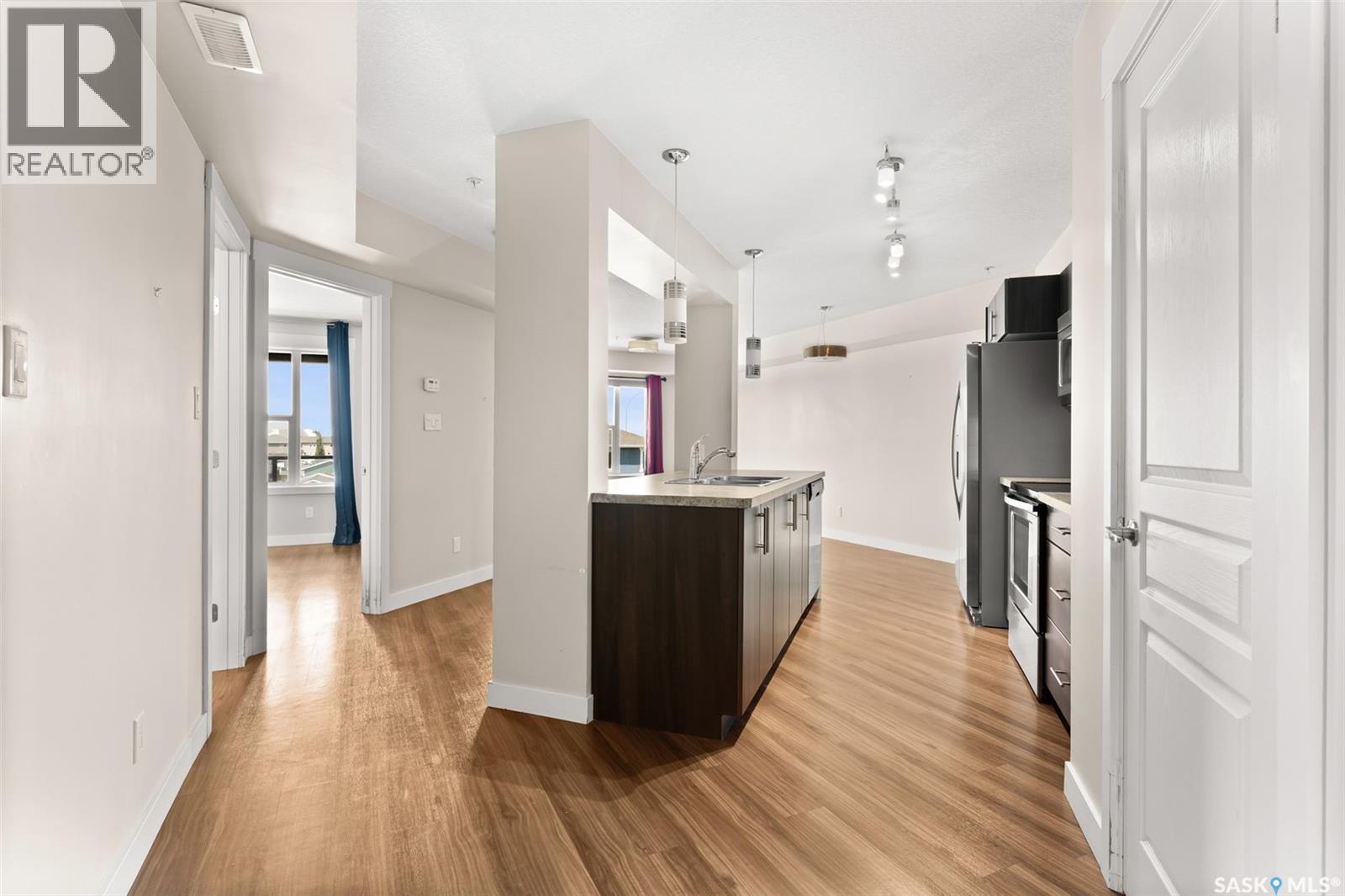 Photo 17 of 411 5301 Universal Crescent, Regina SK