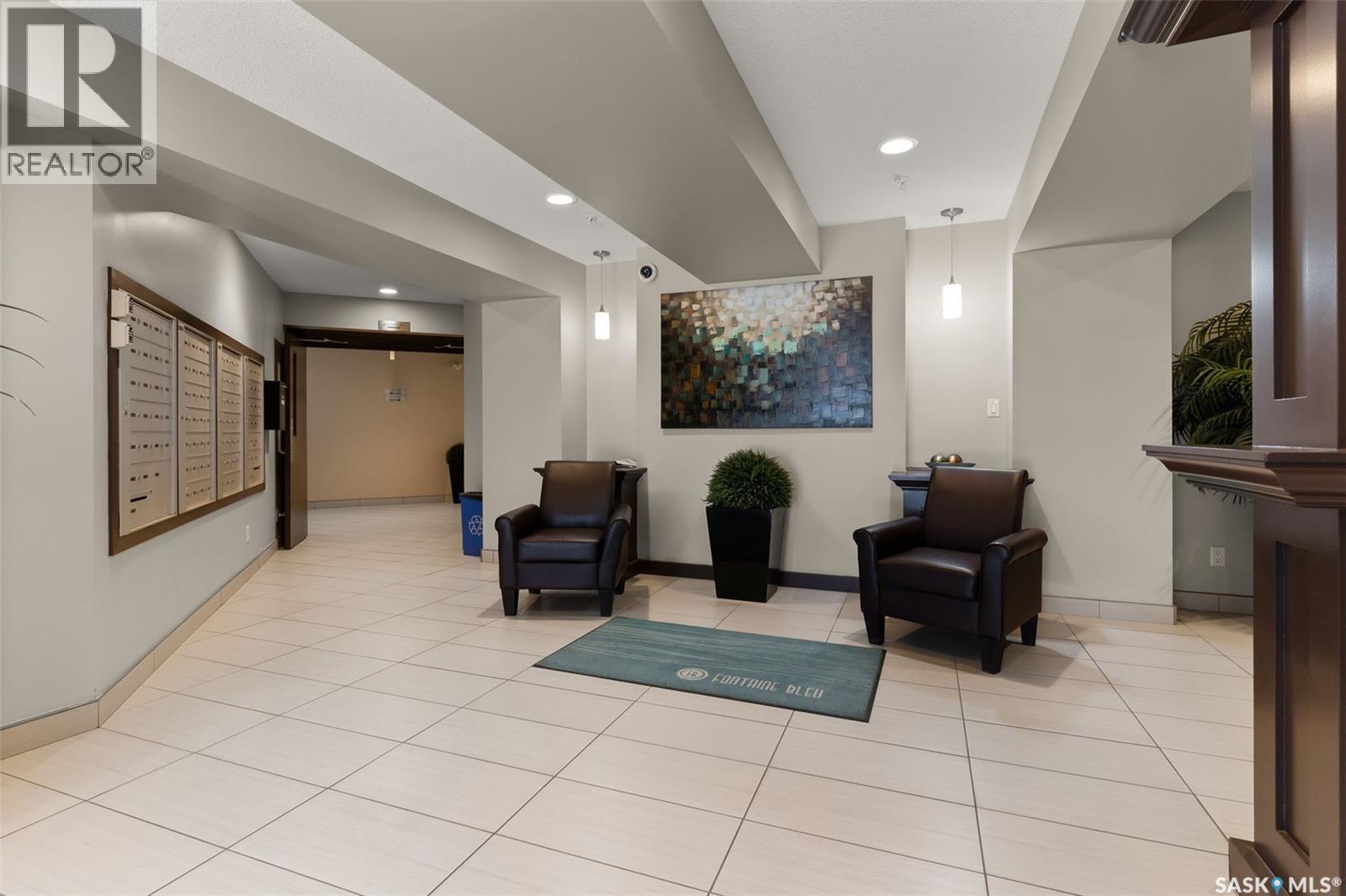 Photo 3 of 411 5301 Universal Crescent, Regina SK