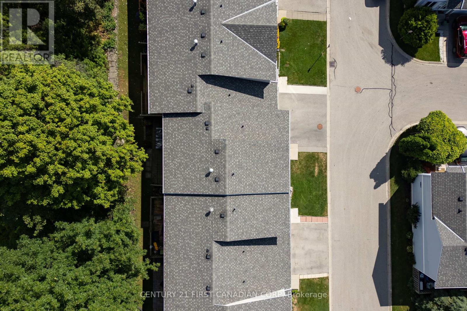 Photo 2 of 56 120 Centre Street, London South ON