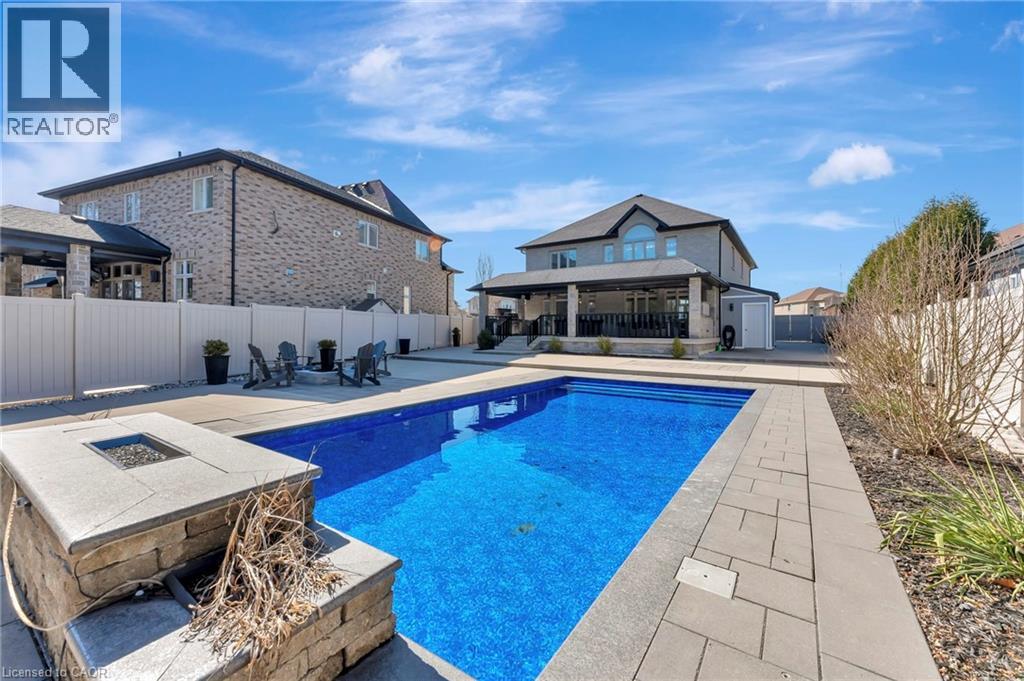 Photo 47 of 7 Bernini Court, Hamilton ON