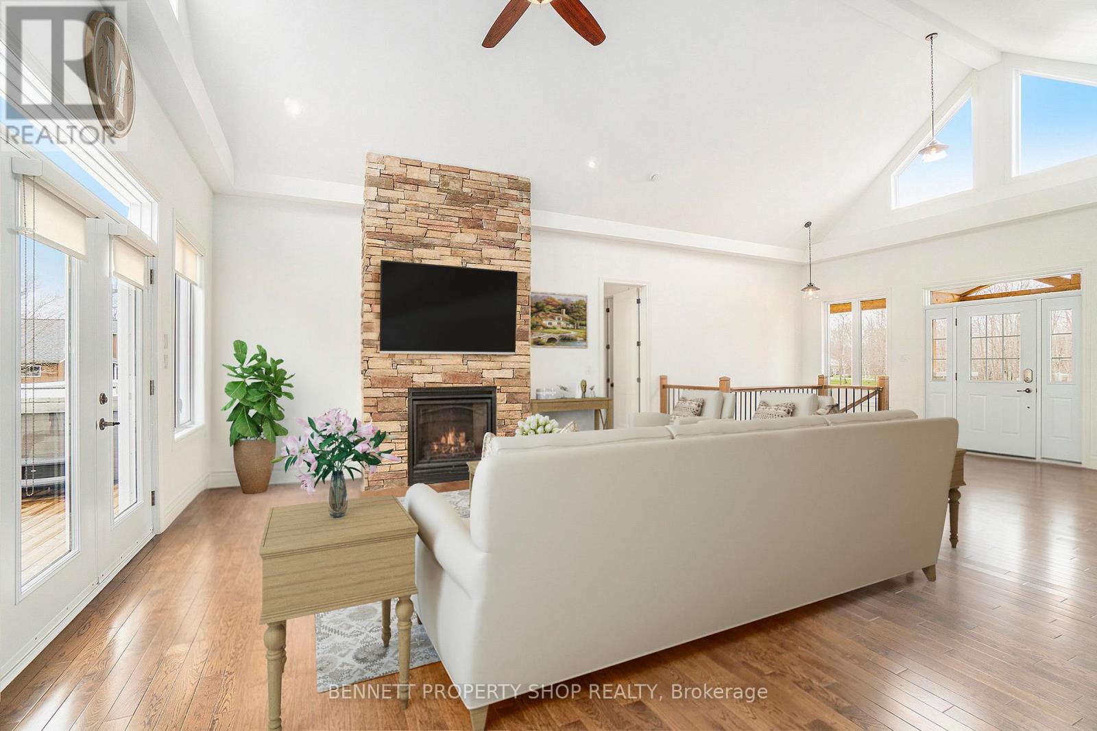 Photo 6 of 638 West Point Drive, Drummond North Elmsley ON