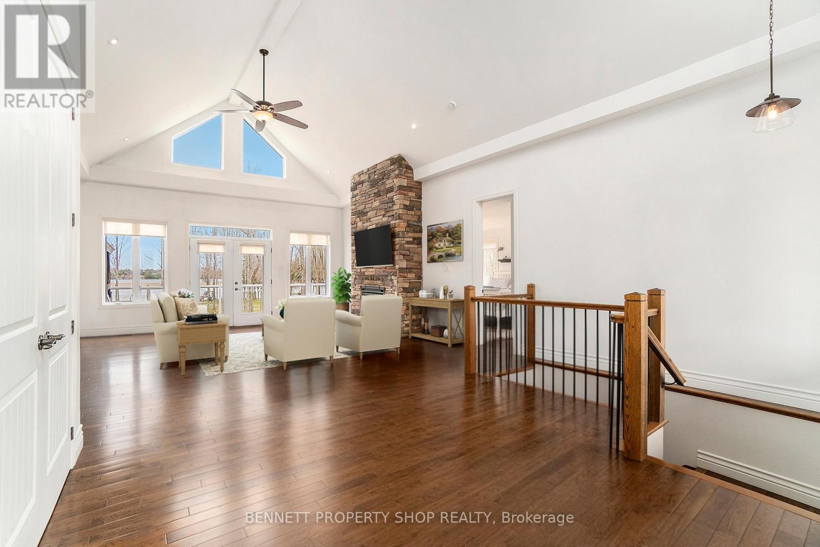 Photo 9 of 638 West Point Drive, Drummond North Elmsley ON