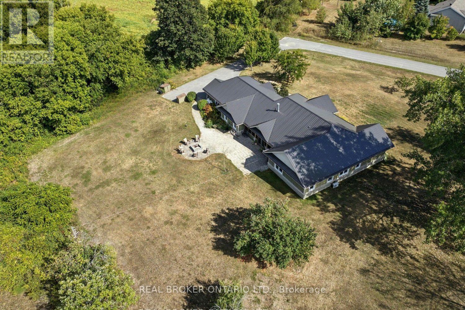 Photo 50 of 39 Cambridge Court, North Grenville ON