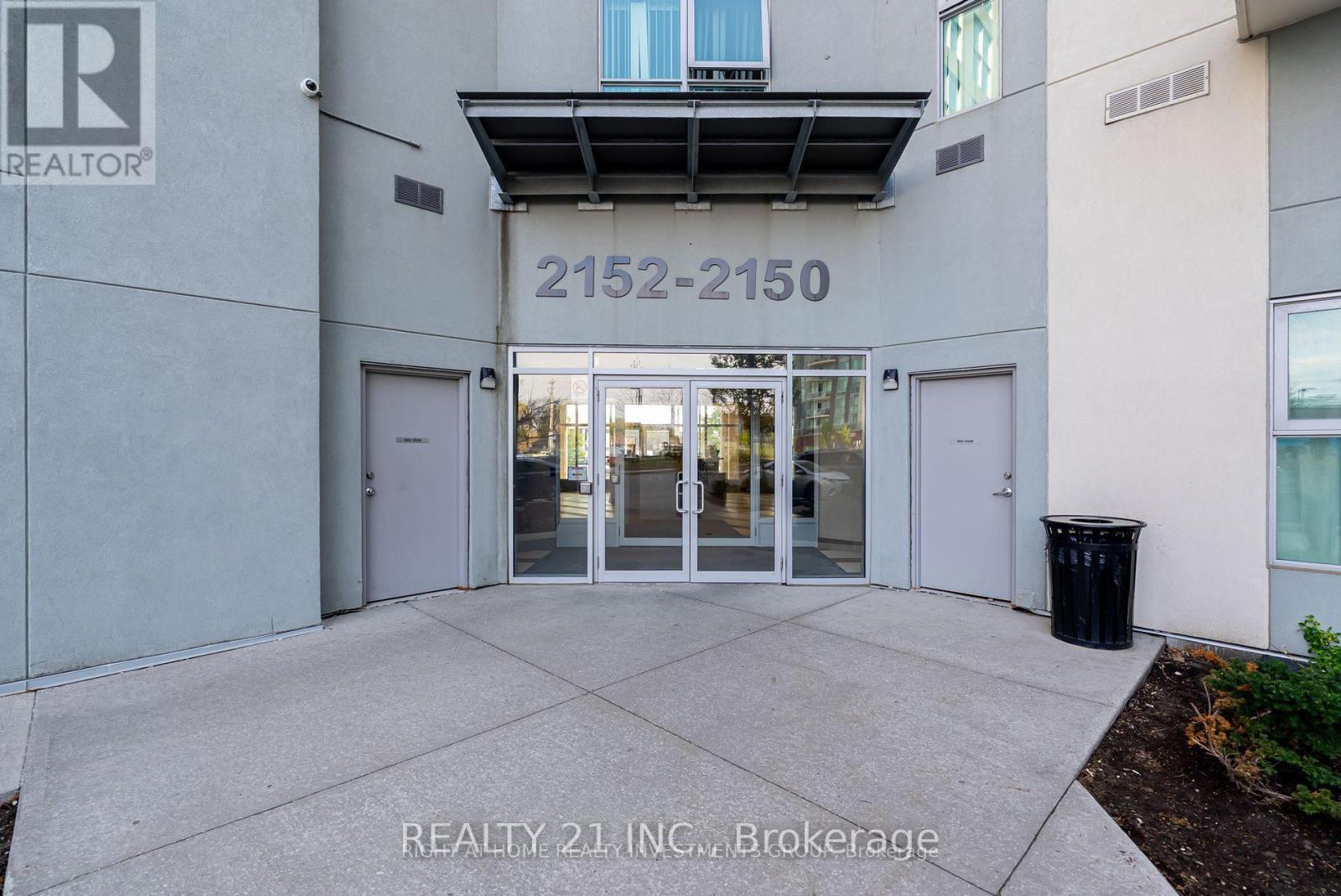 Photo 3 of Ph 03 2150 Lawrence Ave East Avenue, Toronto ON