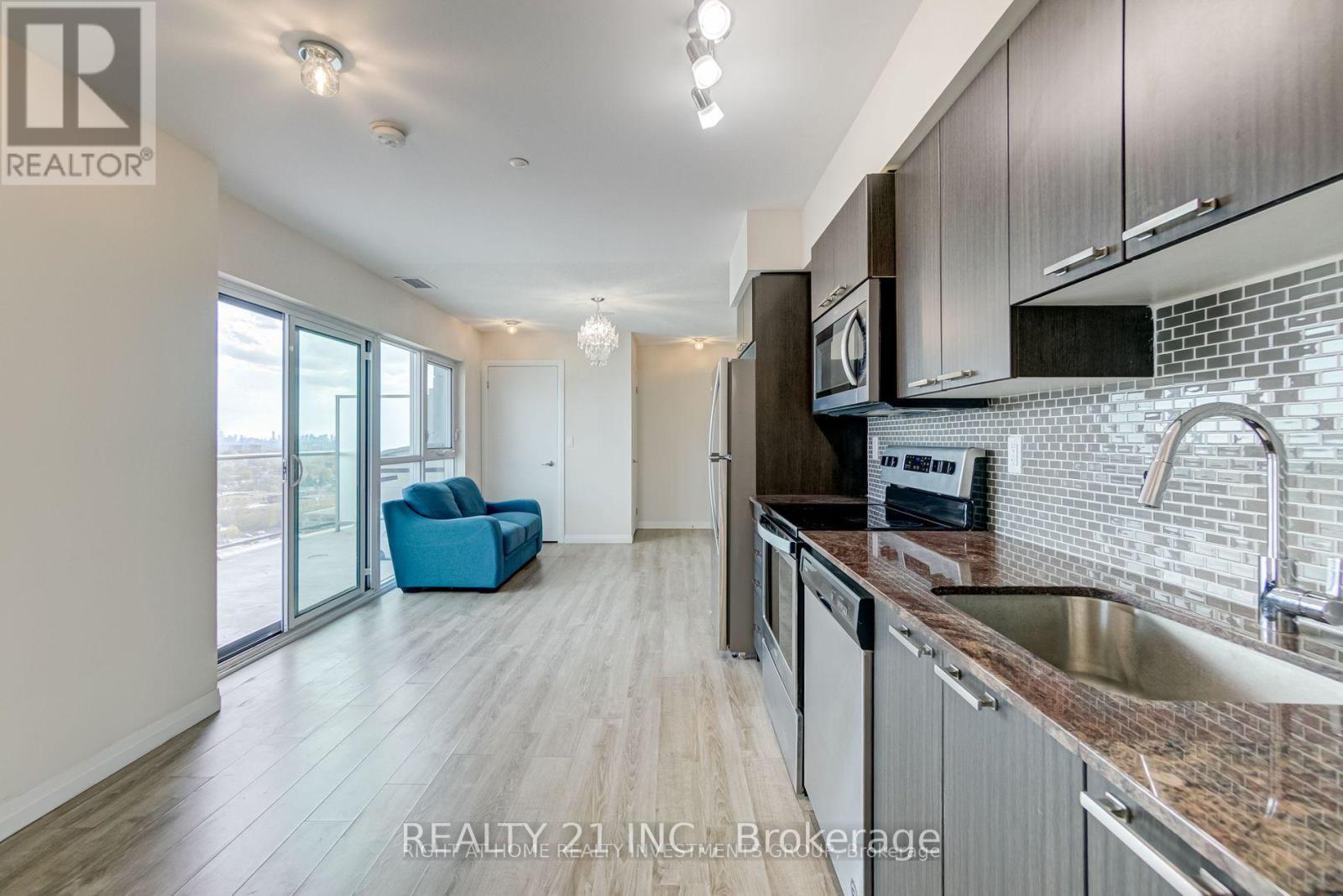 Photo 9 of Ph 03 2150 Lawrence Ave East Avenue, Toronto ON