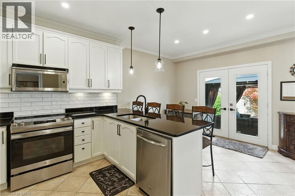 Photo 13 of 11 Silverspring Crescent, Hannon ON