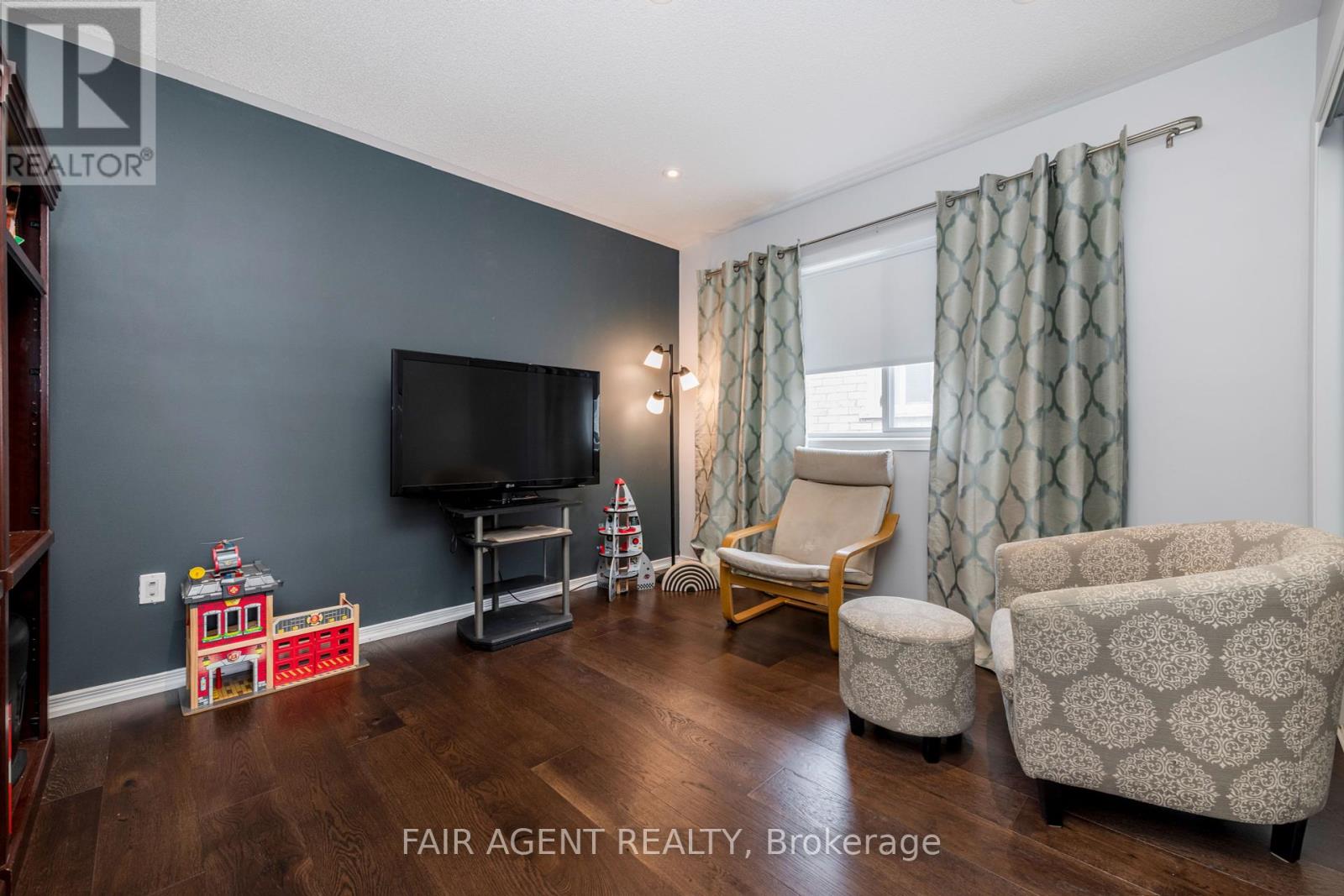 Photo 26 of 1204 Mary Lou Street, Innisfil ON