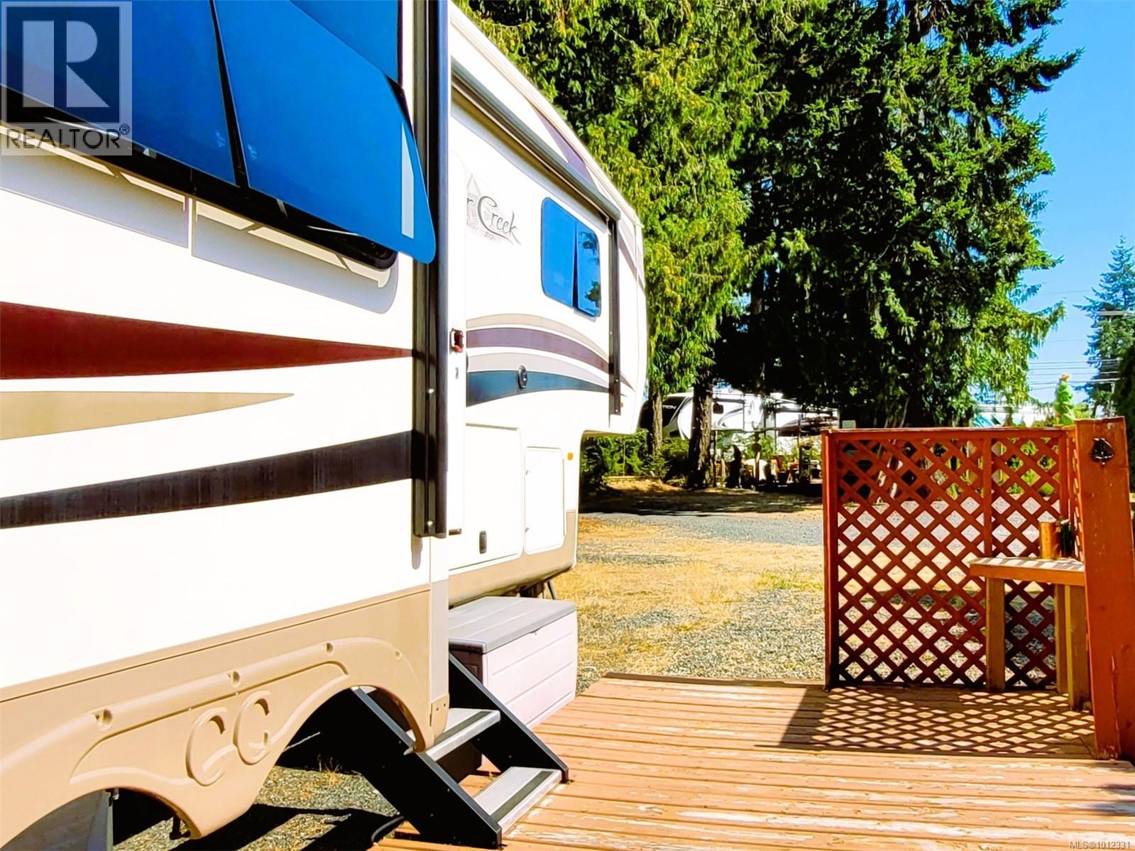 Photo 8 of 35 6050 Island Hwy W, Qualicum Beach BC