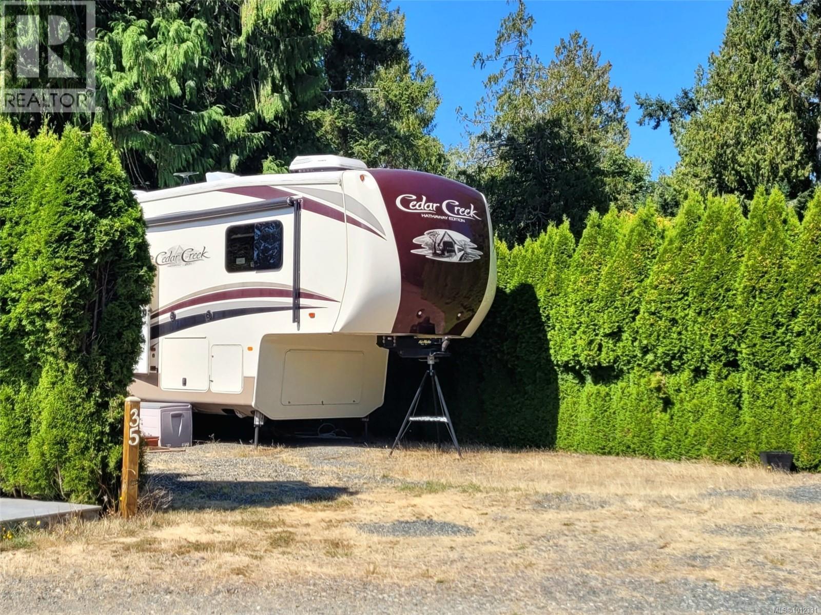 Photo 2 of 35 6050 Island Hwy W, Qualicum Beach BC