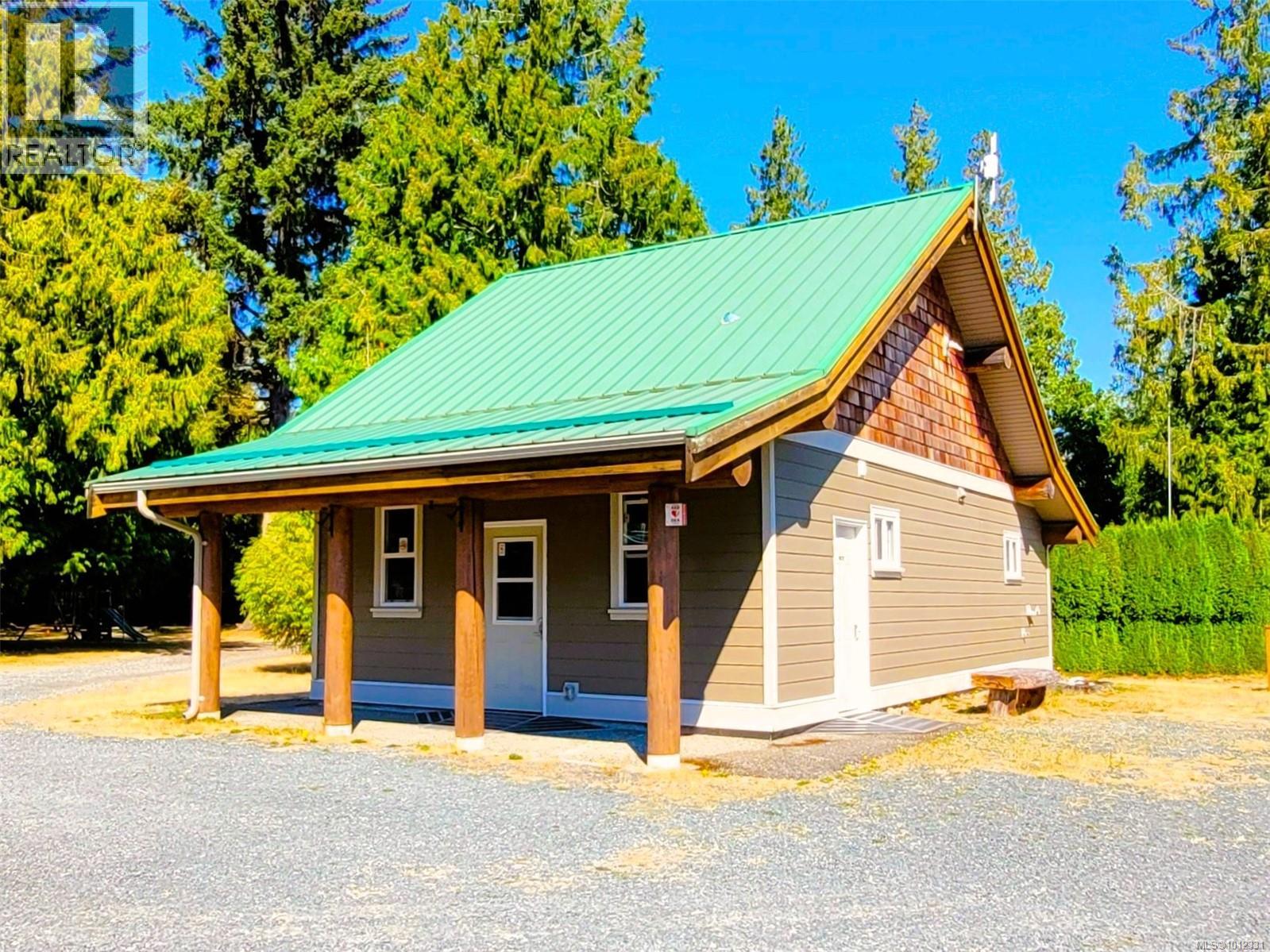 Photo 36 of 35 6050 Island Hwy W, Qualicum Beach BC