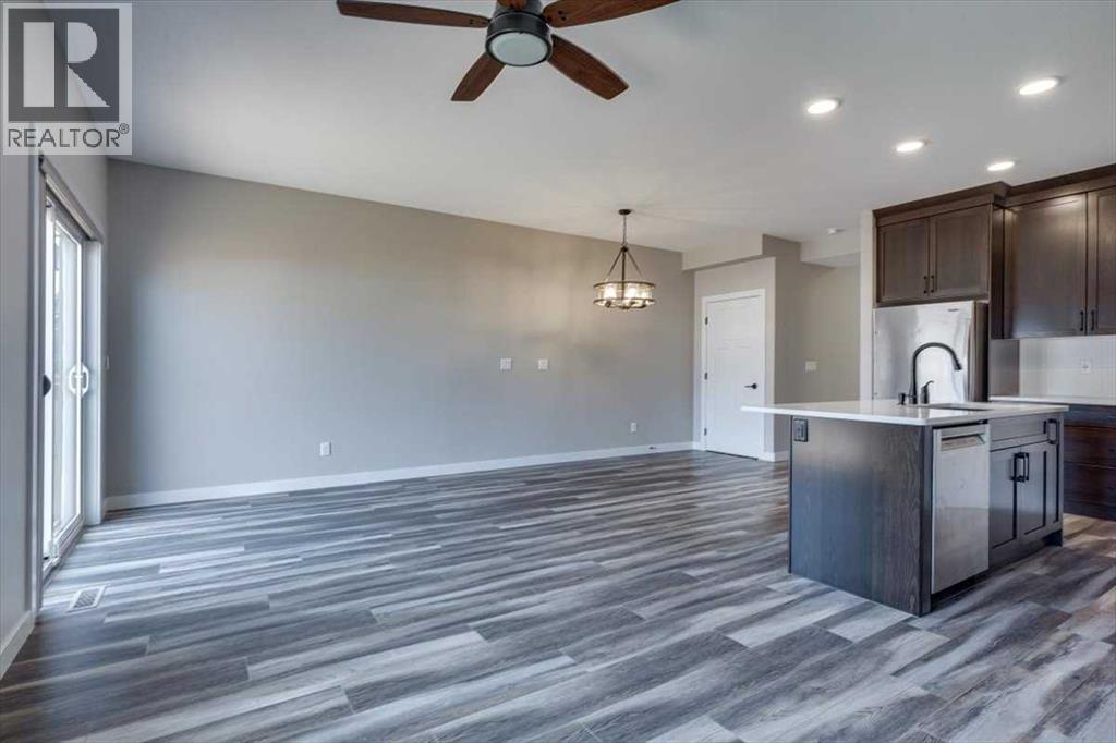 Photo 15 of 71 Thomlison Avenue, Red Deer AB