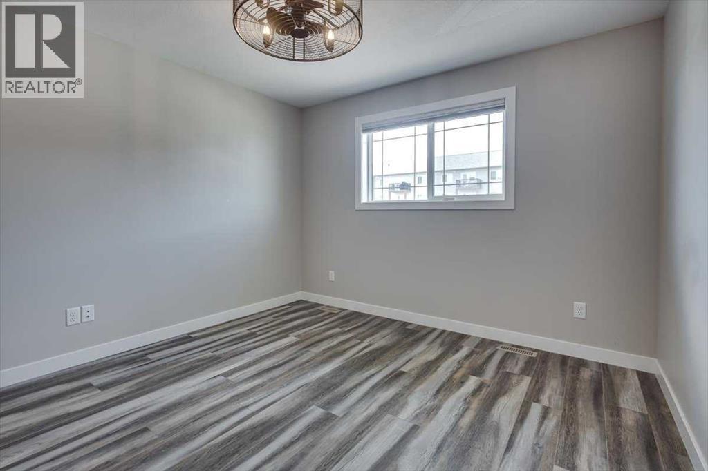 Photo 28 of 71 Thomlison Avenue, Red Deer AB