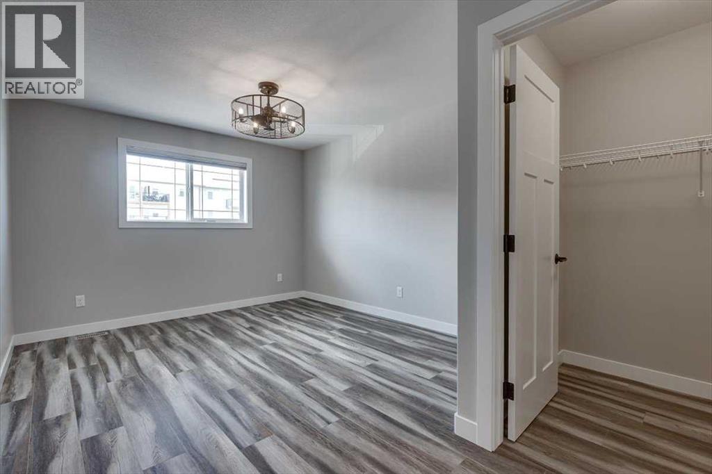 Photo 27 of 71 Thomlison Avenue, Red Deer AB