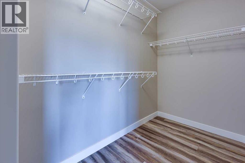 Photo 25 of 71 Thomlison Avenue, Red Deer AB