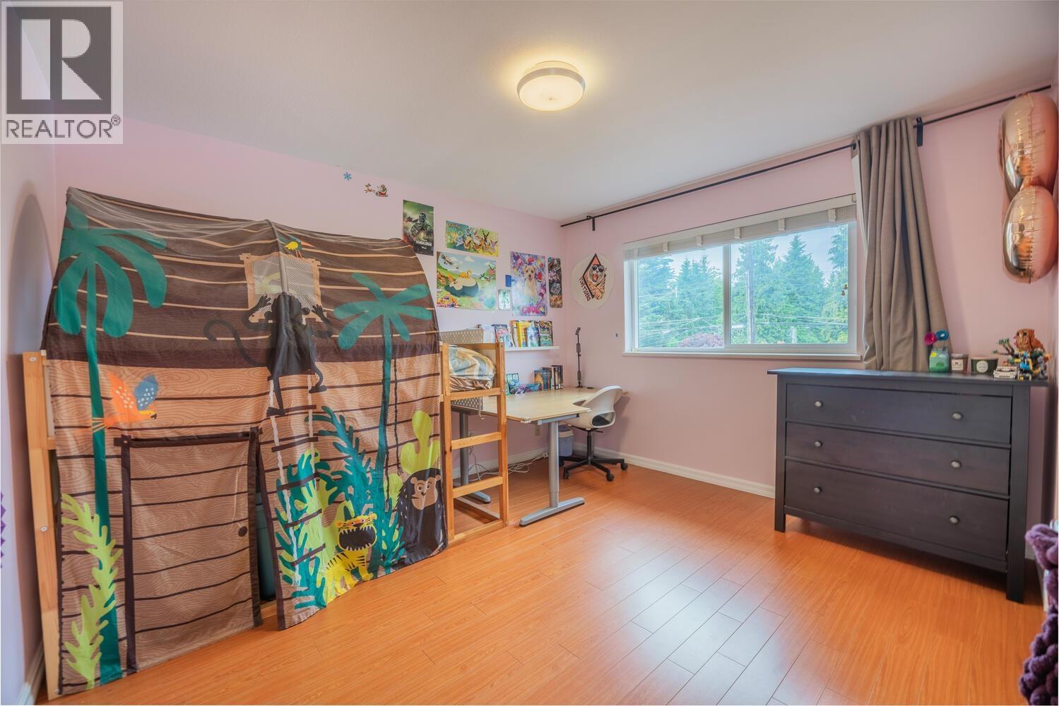 Photo 11 of 7932 Rosewood Street, Burnaby BC