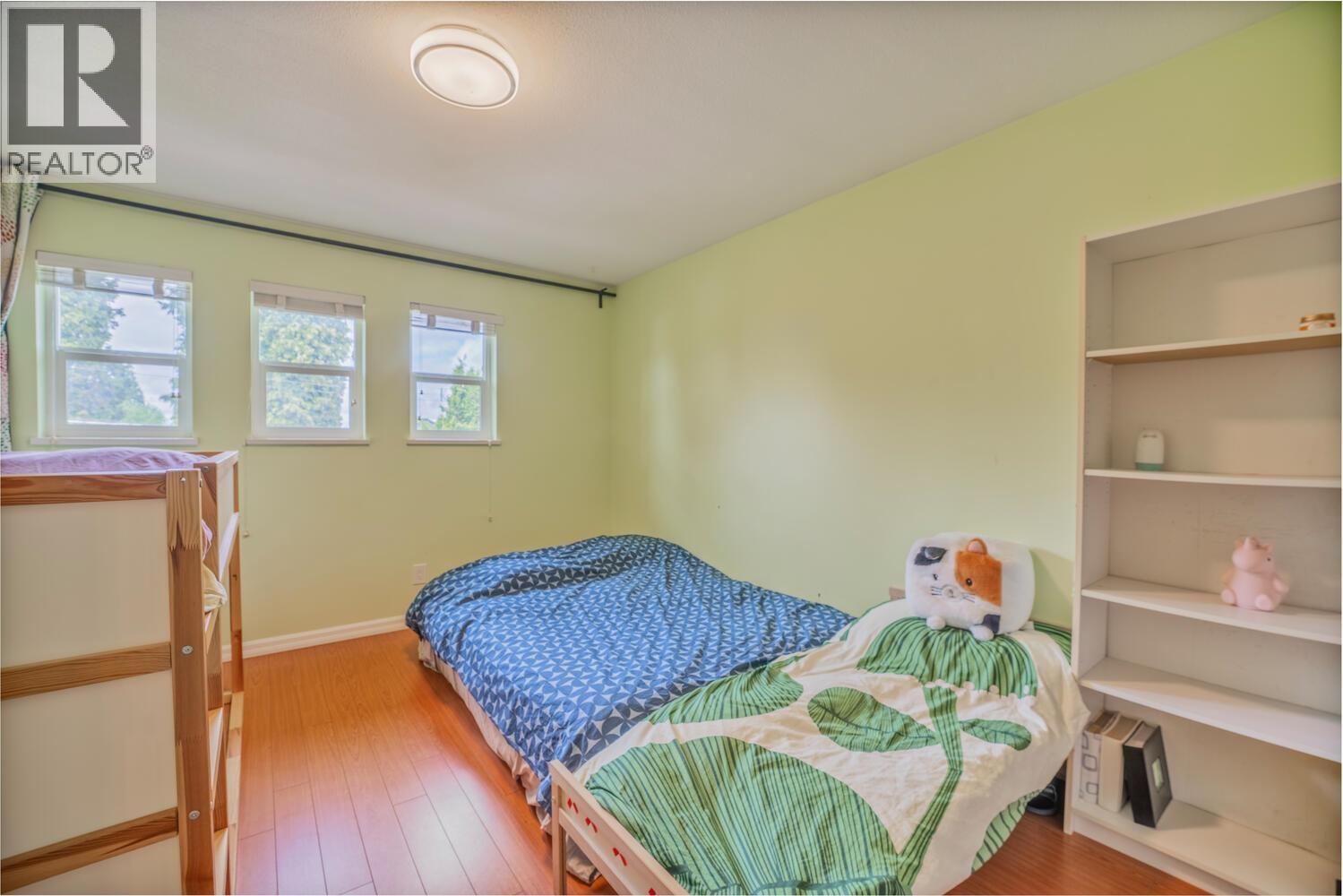 Photo 12 of 7932 Rosewood Street, Burnaby BC