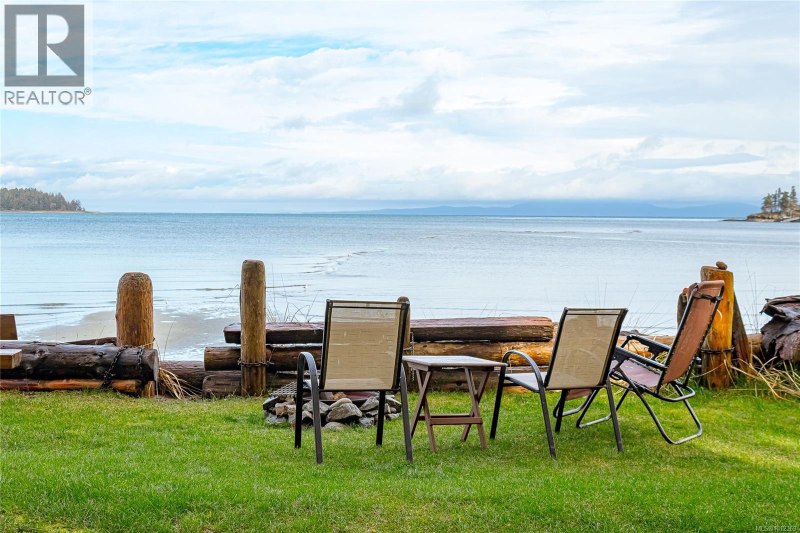 Photo 1 of 1552 Terrien Rd, Nanoose Bay BC