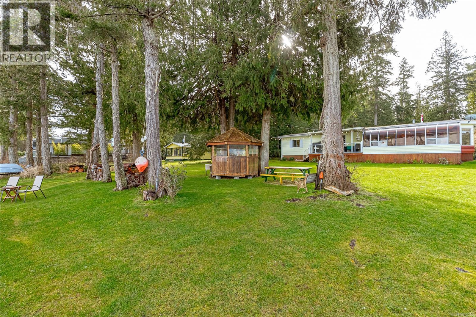 Photo 32 of 1552 Terrien Rd, Nanoose Bay BC