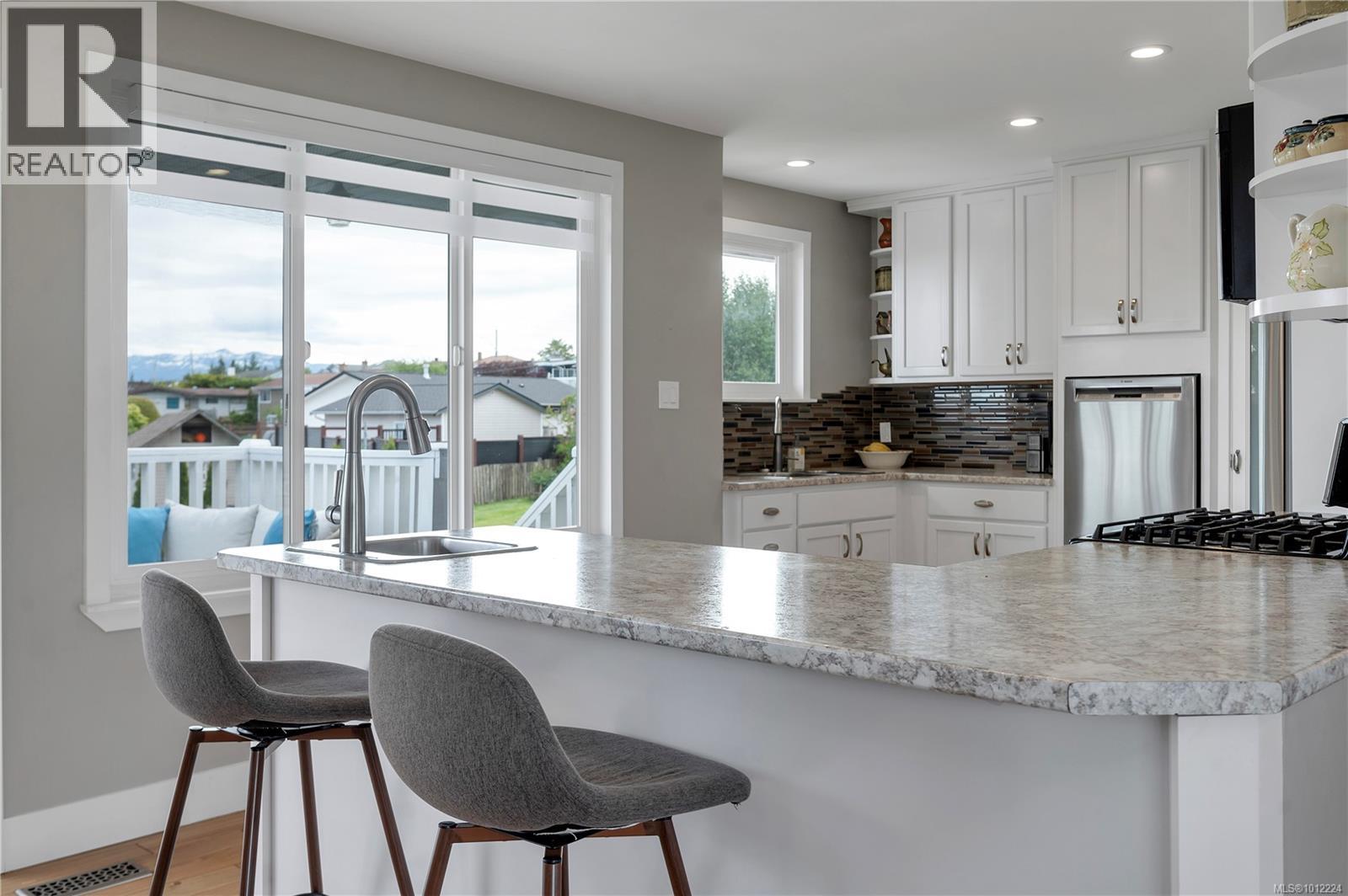 Photo 19 of 307 Frances Ave, Campbell River BC