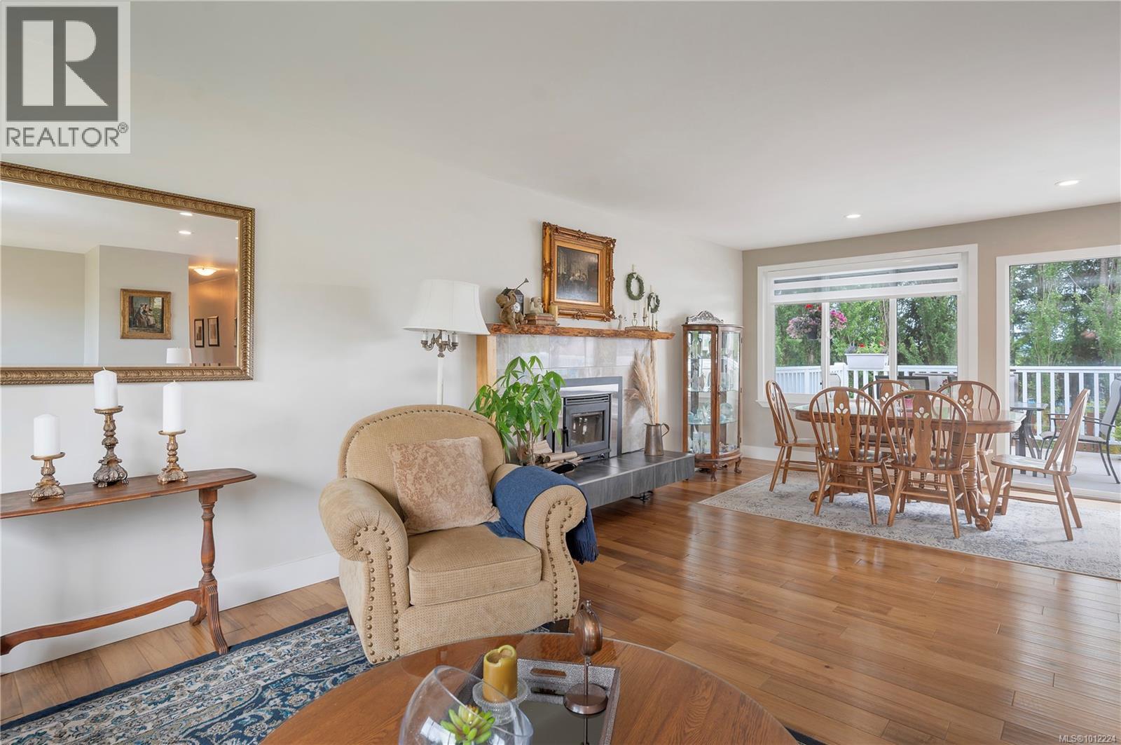 Photo 8 of 307 Frances Ave, Campbell River BC
