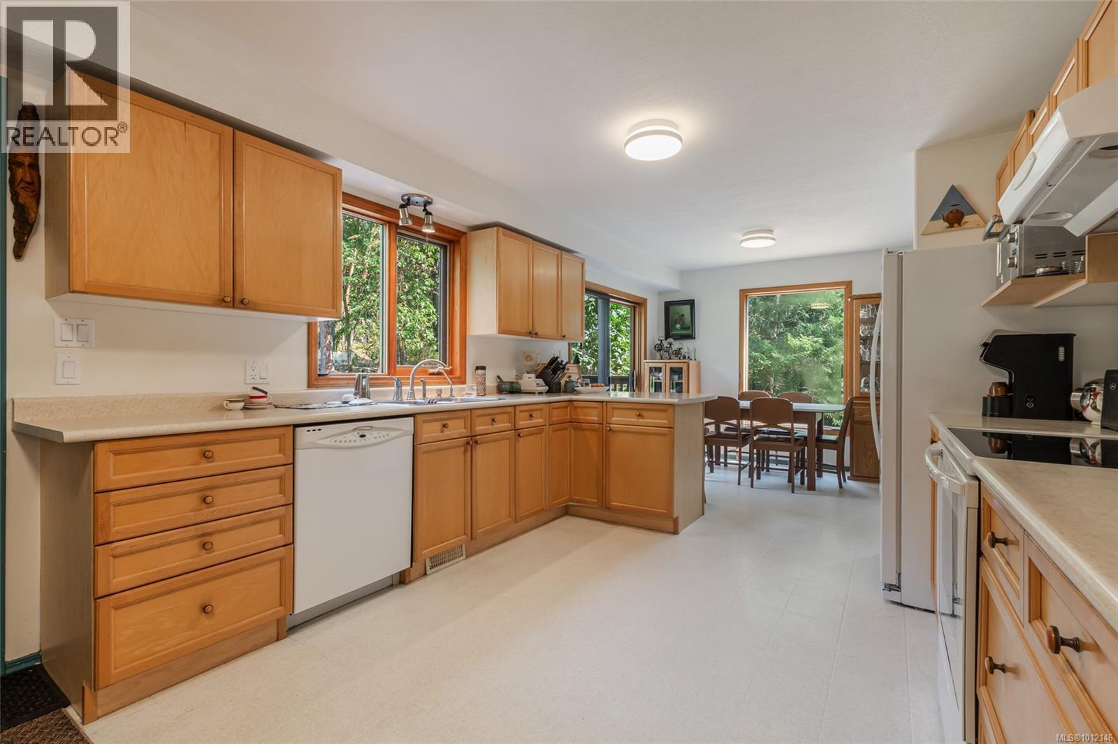 Photo 4 of 4961 Aho Rd, Ladysmith BC