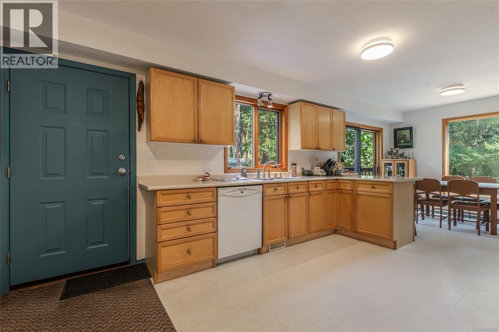 Photo 5 of 4961 Aho Rd, Ladysmith BC
