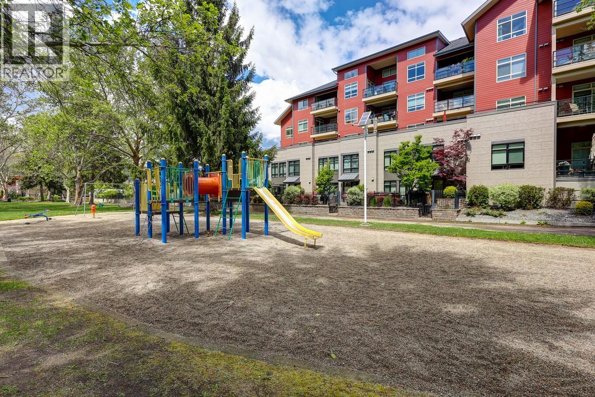 111 457 West Avenue, Kelowna