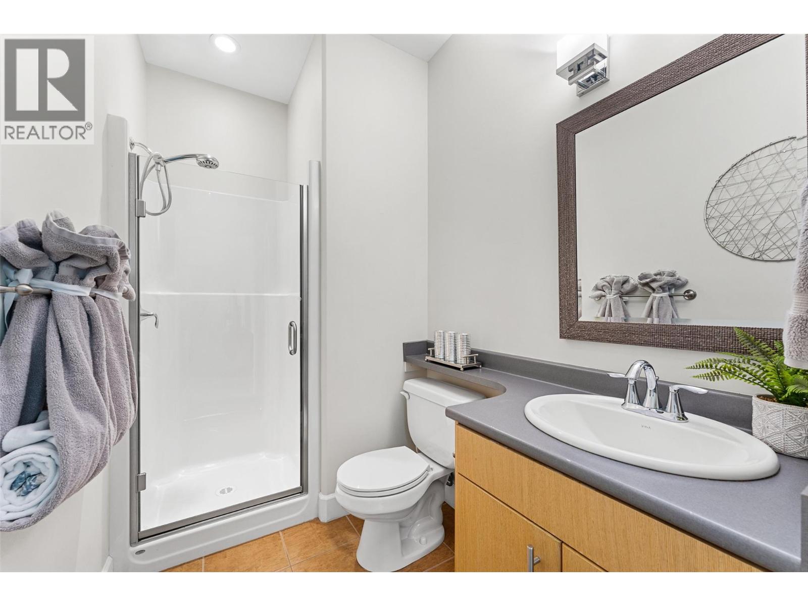111 457 West Avenue, Kelowna