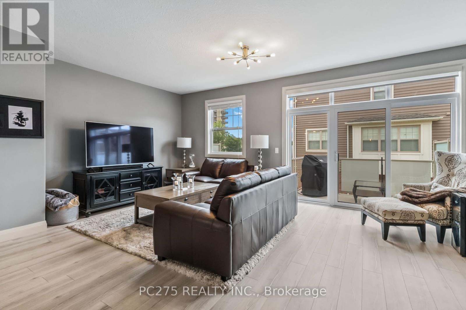 Photo 10 of 15 1040 Coronation Drive, London North ON