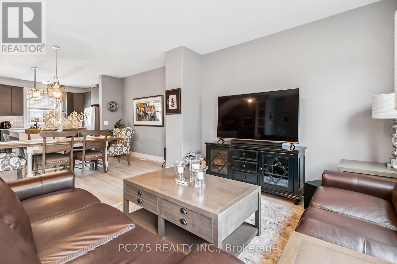 Photo 13 of 15 1040 Coronation Drive, London North ON