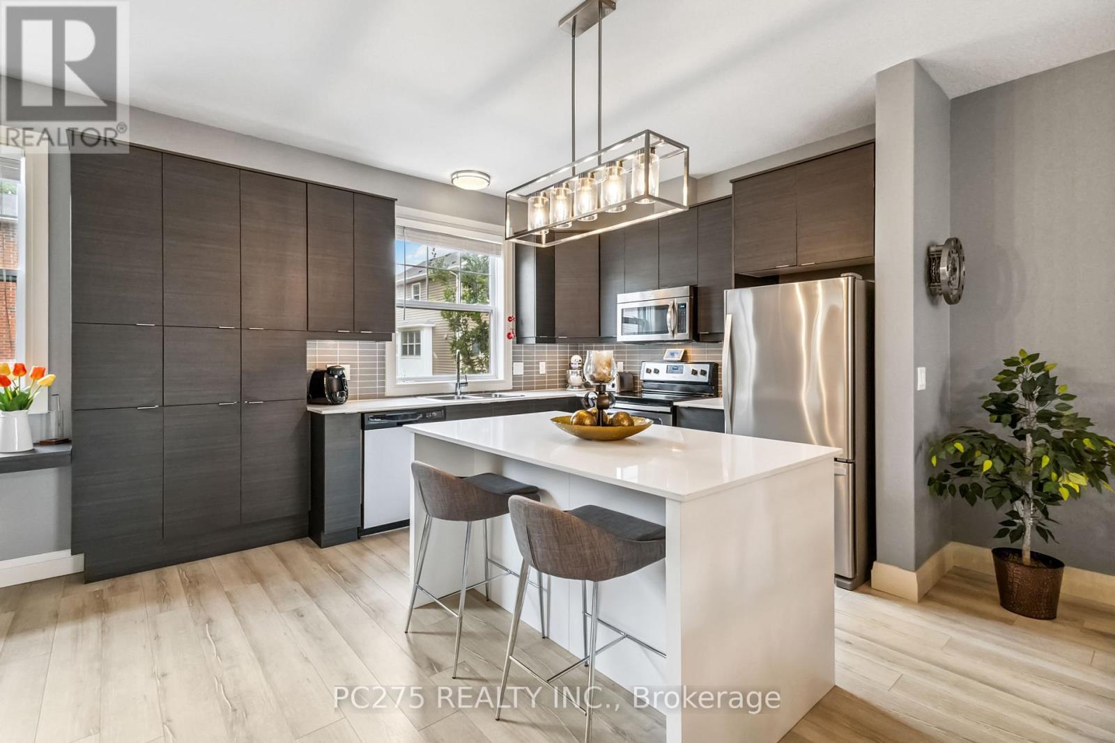 Photo 20 of 15 1040 Coronation Drive, London North ON