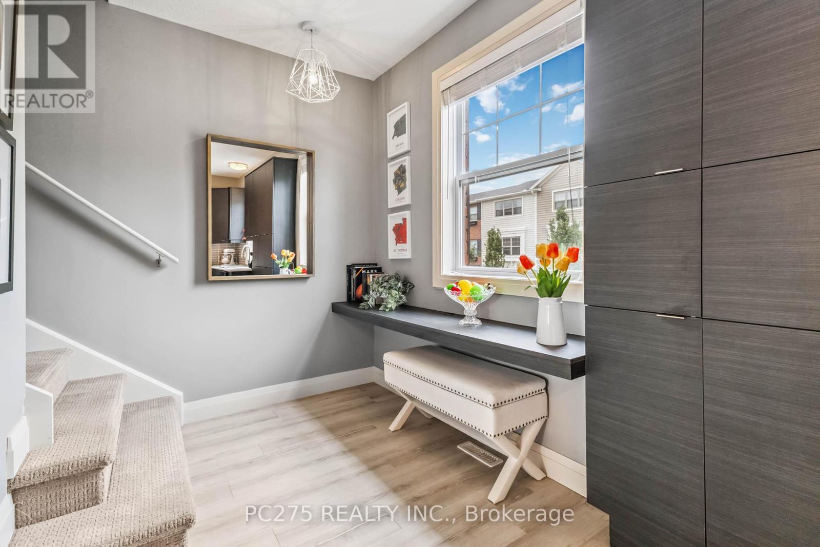 Photo 25 of 15 1040 Coronation Drive, London North ON